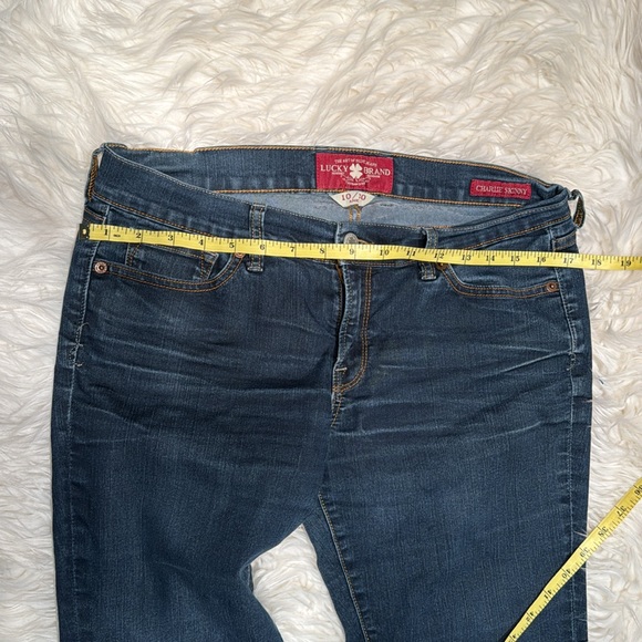 Lucky Brand jeans - Picture 3 of 3